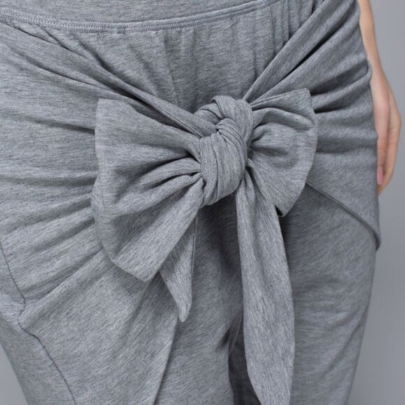 Lululemon Tie One On Pant Heathered Medium Grey - Picture 4 of 12